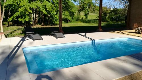 LePireau fr Gîte Ecurie Futuroscope Piscine chauffée - Location saisonnière - Vouneuil-sur-Vienne