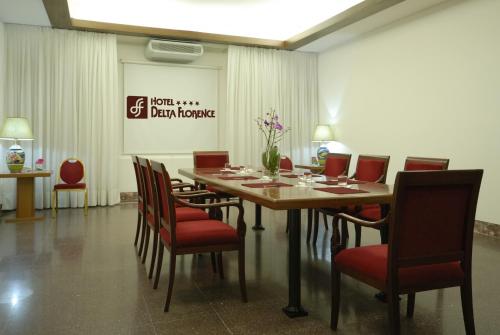 ศูนย์ธุรกิจ, โรงแรมเดลต้า ฟลอเรนซ์ (Hotel Delta Florence) in กาเลนซาโน