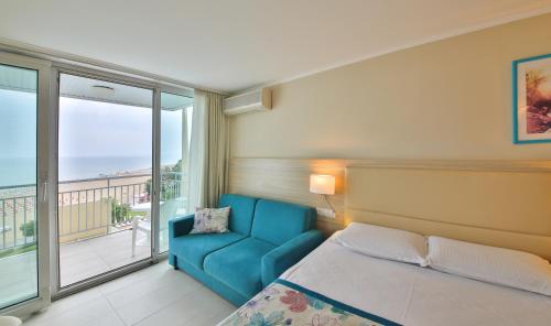 拉古納海灘酒店 (Laguna Beach Hotel) in 阿爾伯納