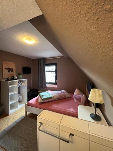 1 twin bed