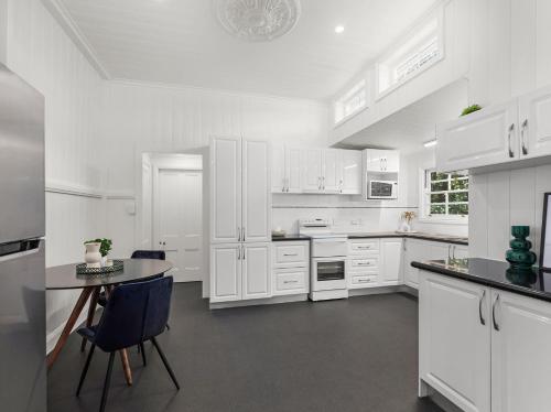 廚房, Urban Getaway Queenslander in 伊普斯威奇