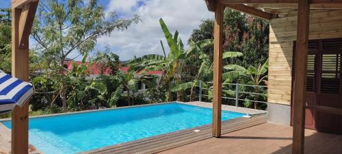 Noukatchimbe Bungalow avec piscine partagée pour 2 à 4 personnes - Location saisonnière - Le Marin