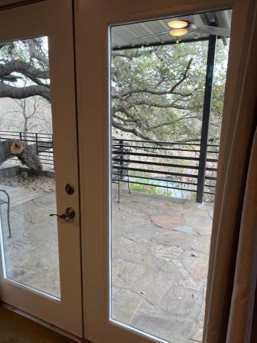 Hideout on the Horseshoe
