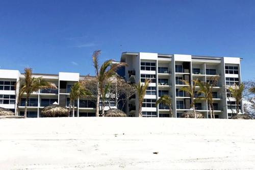 外部景觀, Playa Caracol, beach happy in 查梅