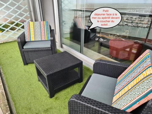 LE COCON DE JADE, LA MER A PERTE DE VUE