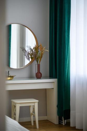 Rent-Apart City Center Lodz - image 11