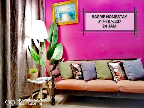 Syifah Homestay Pagoh - Private Pool , WiFi , NetFlix Syifah Homestay Pagoh - Private Pool , WiFi , NetFlix