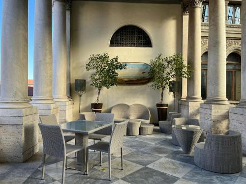 Balcony/terrace, B&B Art Suite Santa Brigida in Plebiscito