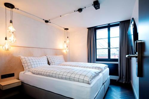 1 queen bed