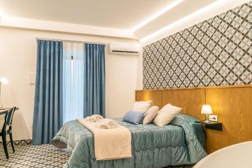 Community Rooms & Wine