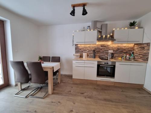 virtuve, Apartmán Felix (Apartman Felix) in Václavov u Bruntálu