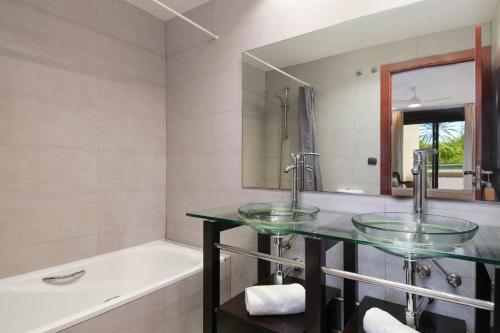 Nuevo, gran terraza con jacuzzi privado y piscina, Platja de l'Arenal (foto 10)