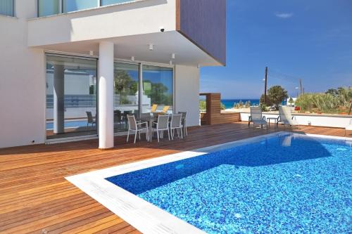 Sunrise Seaview Villas - Melissa – khách sạn tại Paralimni