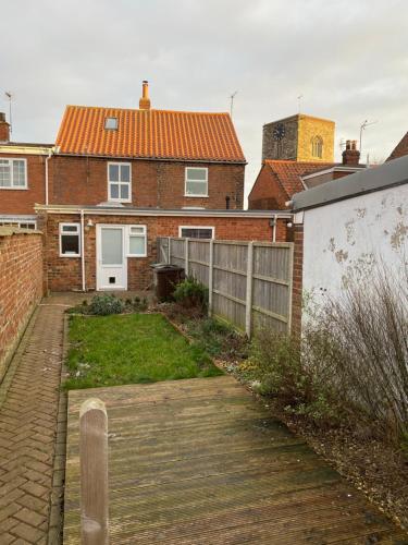 Lychgate view cottage