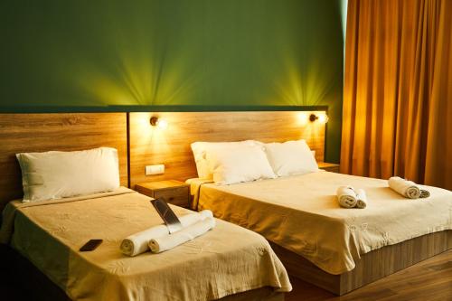 Triple room