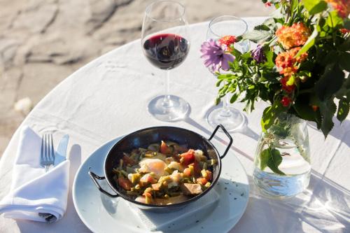 Tugasa Hotel El Almendral - main image