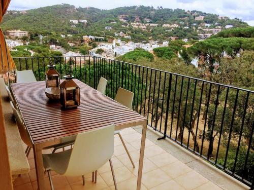 2 Story, 5 Bedroom, 3 Bath Flat, Steps from the Beach & Cliff Walk, Llafranc (foto 7)
