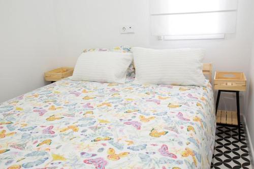 Encantador apartamento reformado en Tetuán by beBalmy