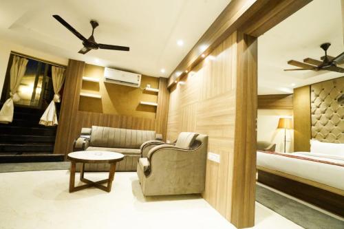 Camellia Hotel & Resort