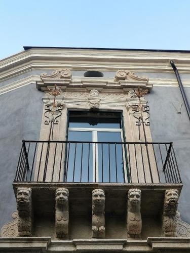  PALAZZO GEREMIA - LE dimore dell´Antiquario in Acireale