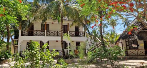 Viesnīcas āriene, Mpole Bungalows, Michamvi, Zanzibar. in Michamvi