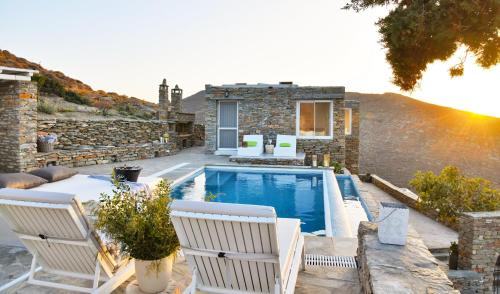 Luxurious & Stylish villa with a swimming pool, sea and sunset view., Ioulida (fotografie 6)