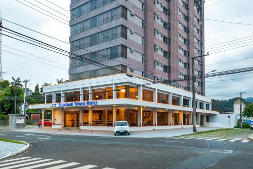 Blumenau Tower by Castelo Itaipava