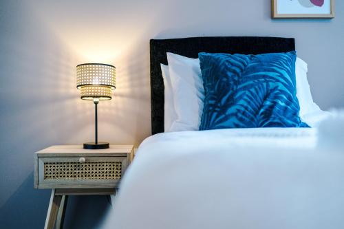 Stunning 2 Bed Apt By Greenstay Serviced Accommodation - Perfect For SHORT & LONG STAYS - Couples, Families, Business Travellers & Contractors All Welcome - 7