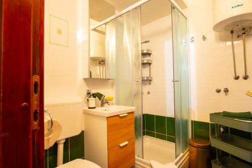 One-Bedroom Apartment image 1