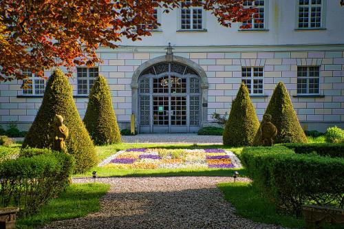 Schloss Lautrach - image 12
