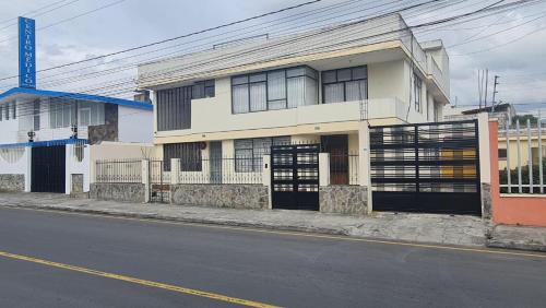 Hermoso Departamento con todas las comodidades. in Latacunga