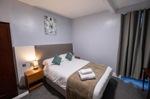 Royal Lion Hotel - image 9
