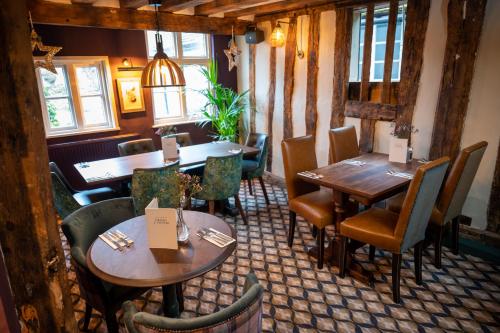 The Green Man Hotel by Greene King Inns - image 3