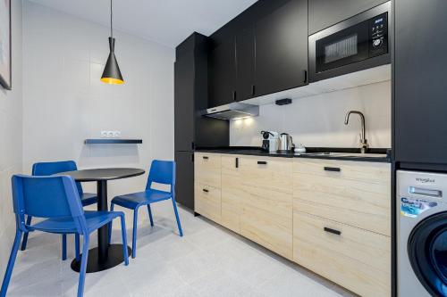 MAD Apartments by Olala Homes