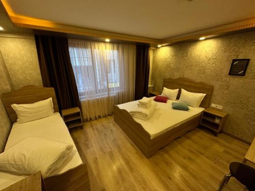 Golden Sail Hotel Old City - image 2