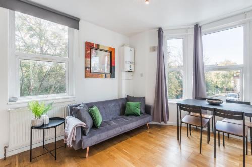 Apartments in Brixton next door to Brockwell Park, Londýn (fotografie 2)
