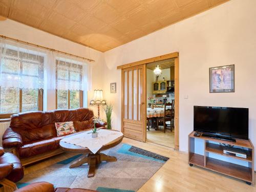 Holiday Home Zlata Olesnice by Interhome in Zlata Olesnice