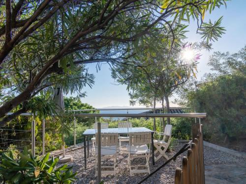 Apartment Hibiscus by Interhome in Rayol-Canadel-sur-Mer