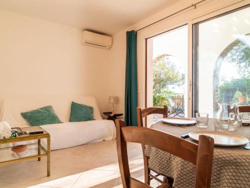 Apartment Hibiscus by Interhome in Rayol-Canadel-sur-Mer