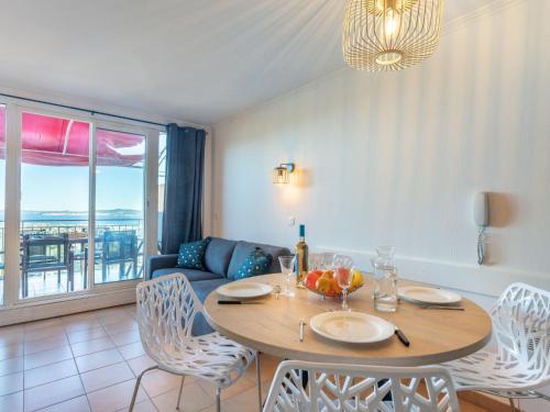 Apartment Les Restanques Golfe Saint Tropez-8 by Interhome