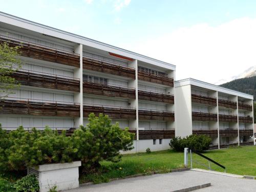  Apartment Nr-43 Haus Sotmirana by Interhome, Unterkunft in Lenzerheide/Lai