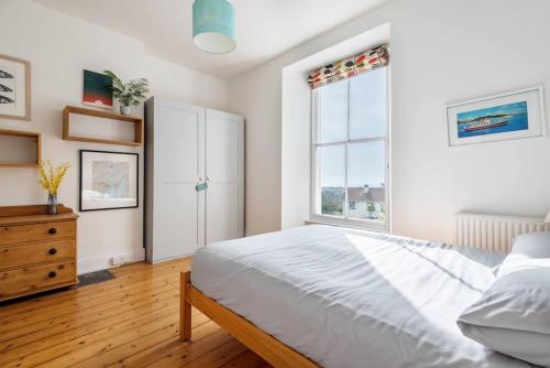 Treetops - Characterful flat with parking, close to beach, Falmouth (fotografie 3)
