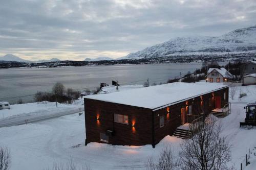 Tromsø stunning Luxury apartment - Apartment - Larseng