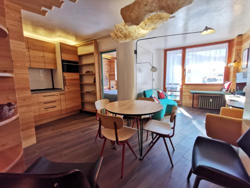 Hostdomus - Oslo Suite - Sestrières