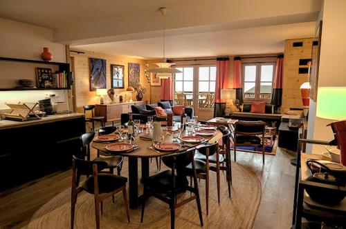 Klochette - Charme et Famille, Appartement 5 étoiles dans Chalet Récent à Villard-Reculas