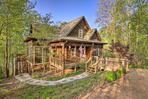 Waterfront Lake Hartwell Cabin with Dock-Near Clemson - Fair Play