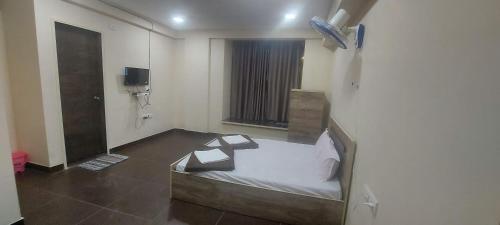 Bliss Rooms – Alibag, KY