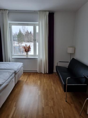 Gamla Järnhandeln - Norrskedika Hotell - image 7