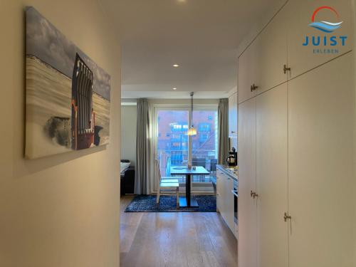 Apartment with Balcony image 2