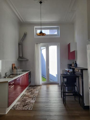 Konyha, Brussels Bed & Blockchain Private rooms with shared bathroom near Autoworld Múzeum